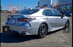 تۆیۆتا کامری